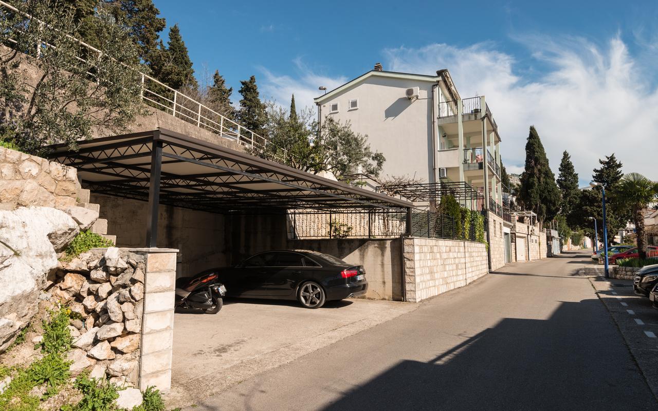 Apartments & Rooms Leon Neum Exterior photo